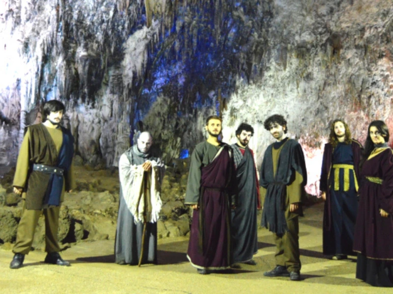 Theatrical show Ulysses Hades Angel caves Pertosa