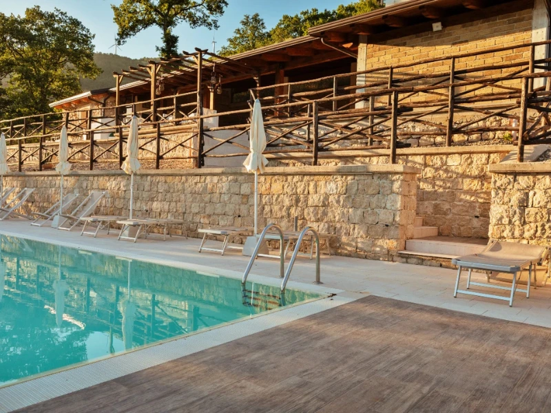 Summer sunset pool romantic farmhouse Campania
