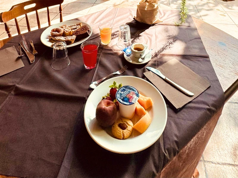Colazione in giardino